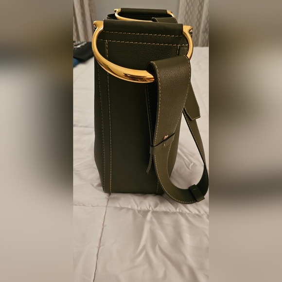 Carolina Herrera Insignia Hobo Large Shoulder Bag - Picture 7 of 8